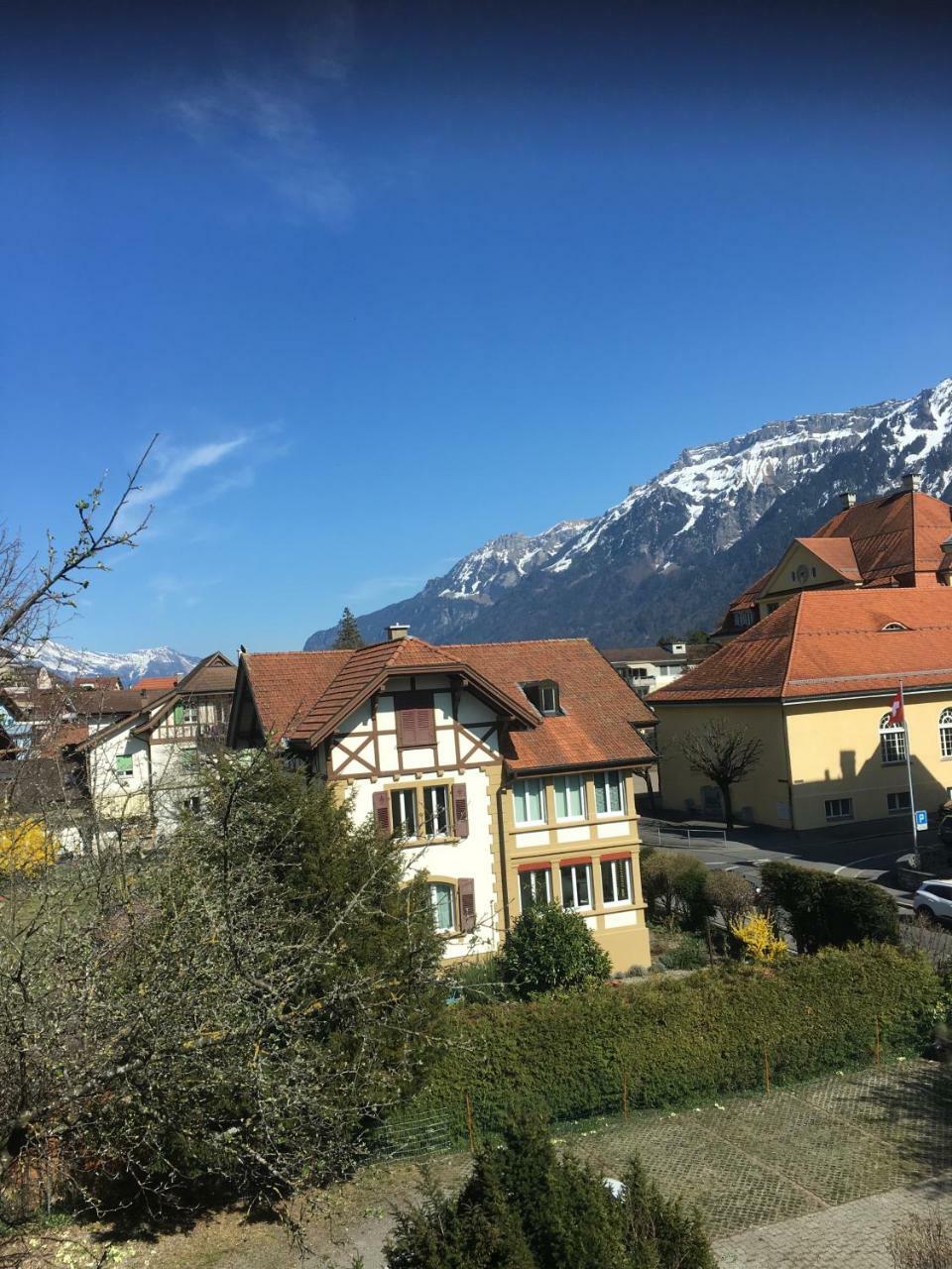 Villa Heimgarten Interlaken Buitenkant foto